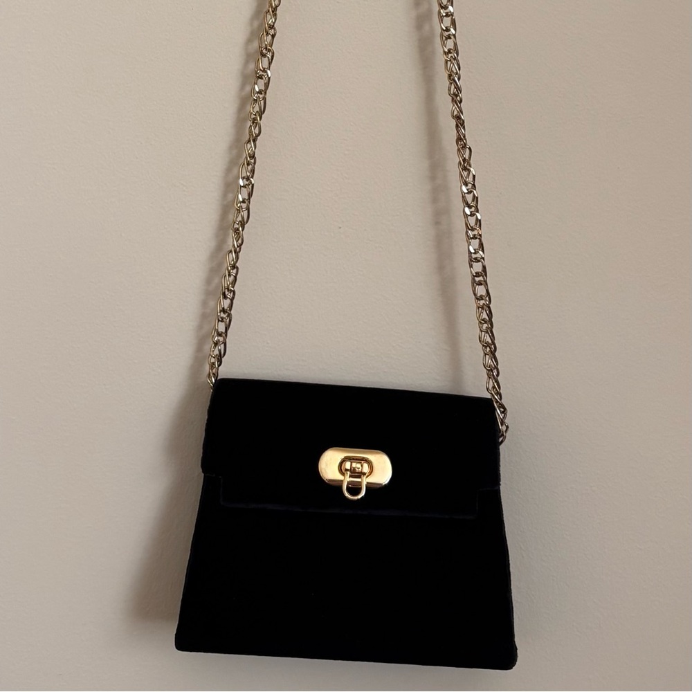 Black Velvet Shoulder Bag with Gold Chain Strap